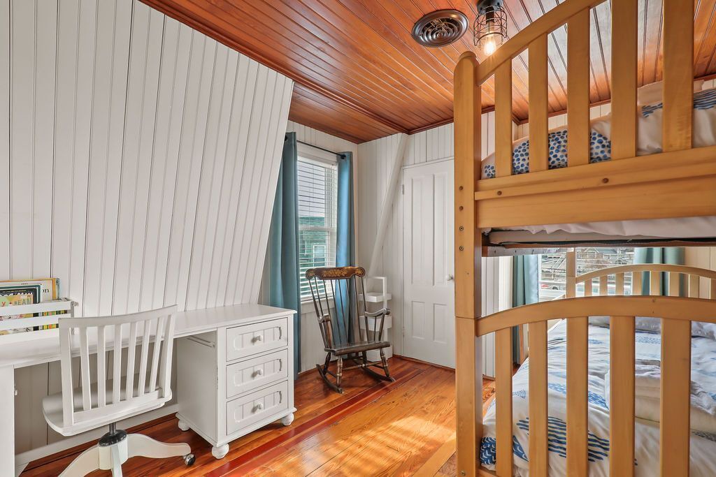 Photo of Bedroom in Buzzards Bay