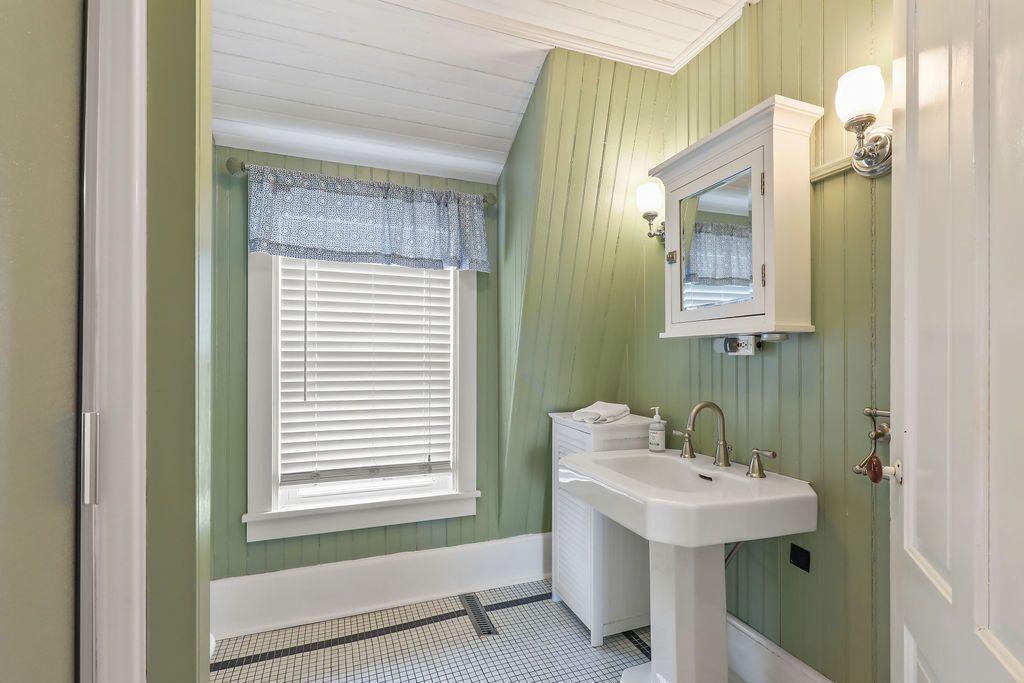 Photo of Bathroom in Buzzards Bay