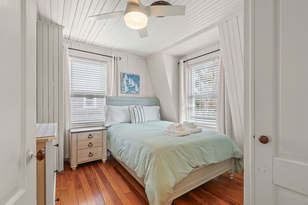 Photo of Bedroom in Buzzards Bay