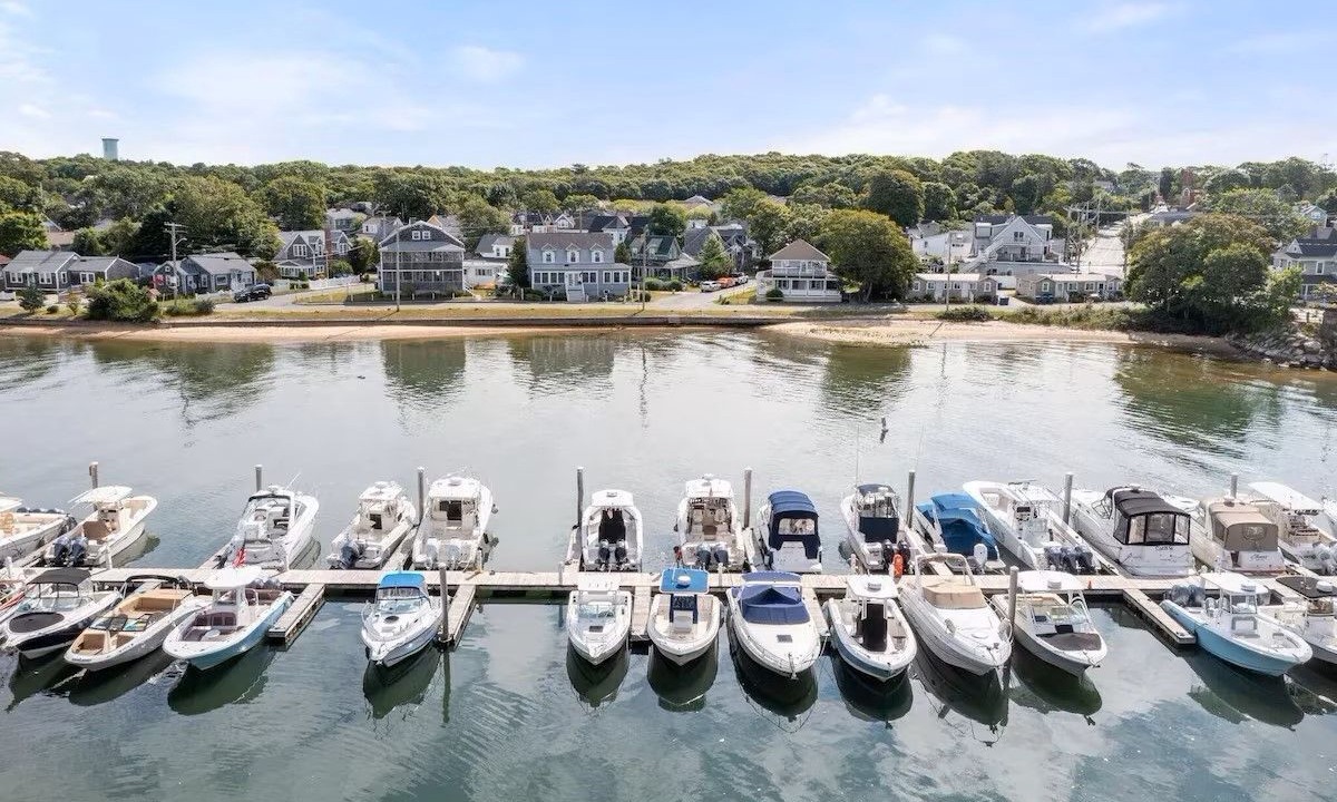 Photo of Others in Buzzards Bay