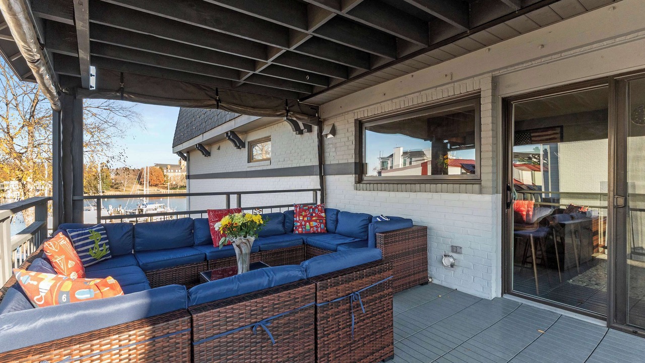 Photo of Patio Balcony in Eastport