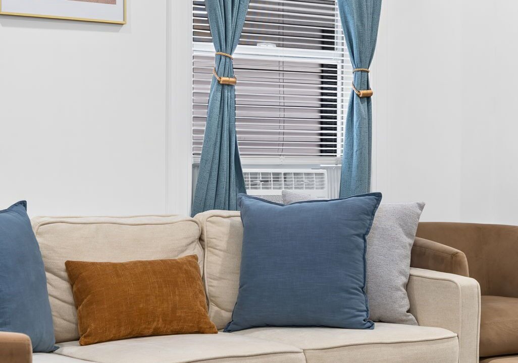 Photo of Livingroom in Somerville
