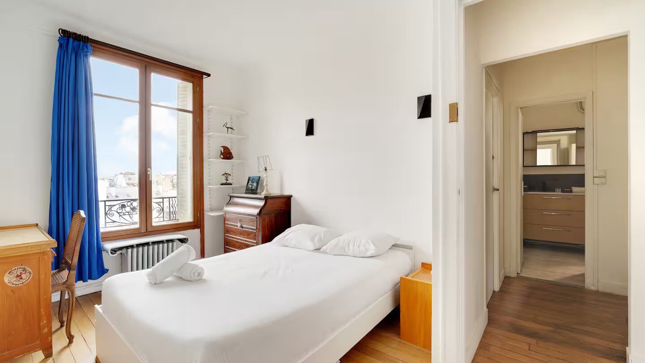 Photo of Bedroom in Notre-Dame-des-Champs