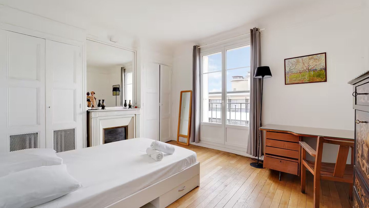 Photo of Bedroom in Notre-Dame-des-Champs