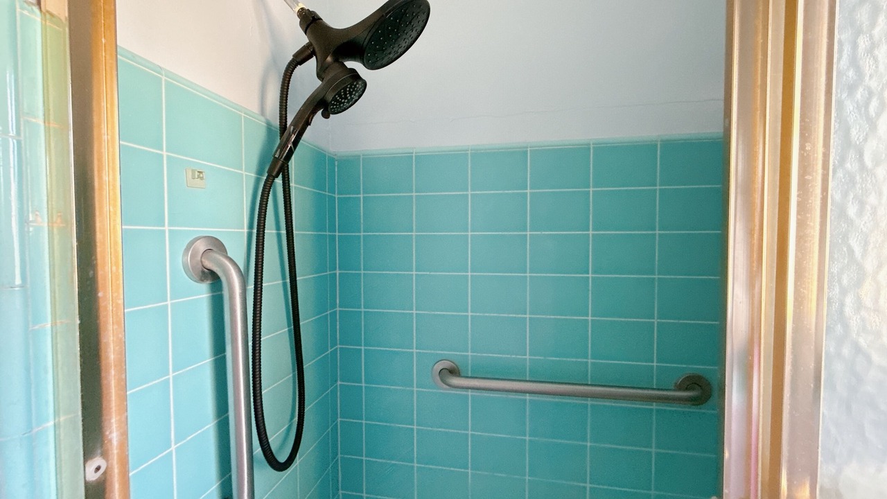 Photo of Bathroom in Duarte