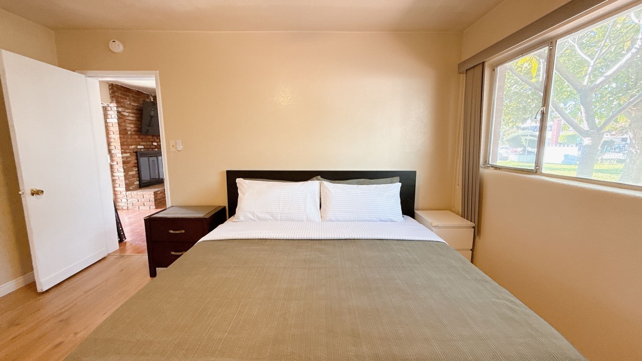 Photo of Bedroom in Duarte