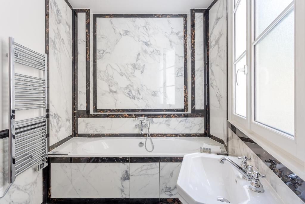 Photo of Bathroom in Notre-Dame-des-Champs
