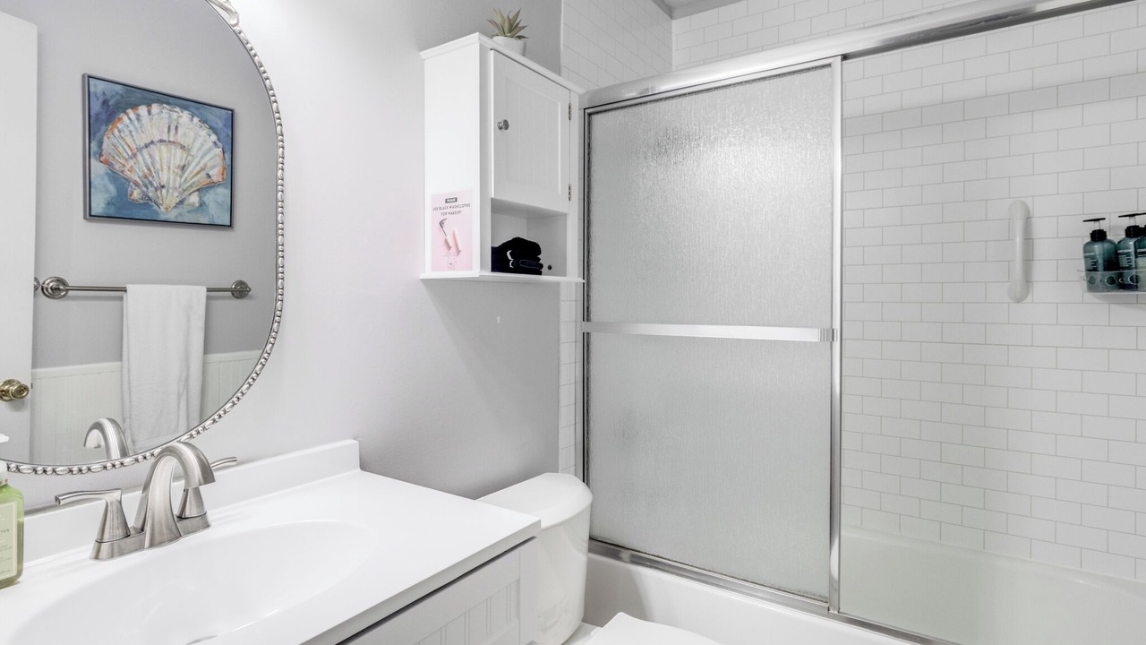 Photo of Bathroom in Ocean Springs