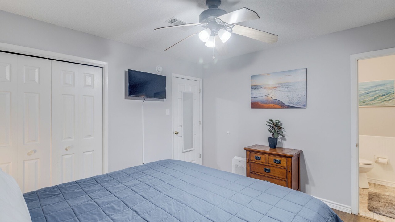 Photo of Bedroom in Ocean Springs