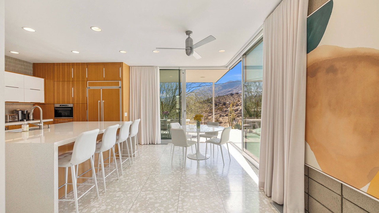 Photo of Kitchen in Cahuilla Hills