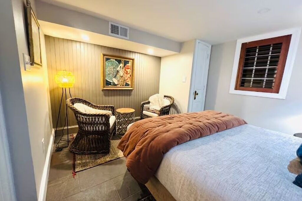 Photo of Bedroom in North Roland Park/Poplar Hill