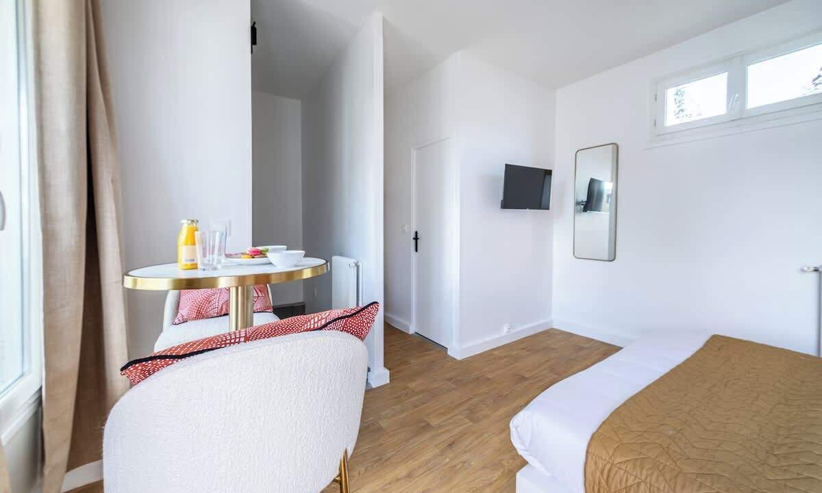 Photo of Bedroom in Issy-les-Moulineaux