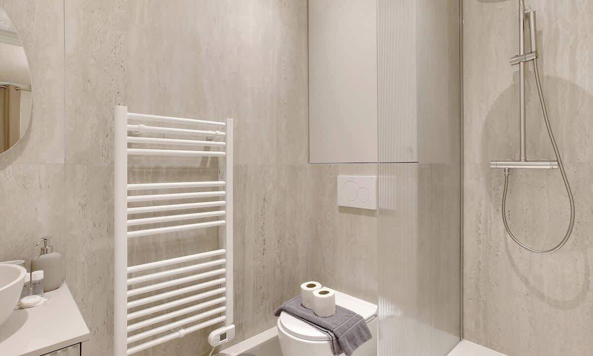 Photo of Bathroom in Neuilly-sur-Seine