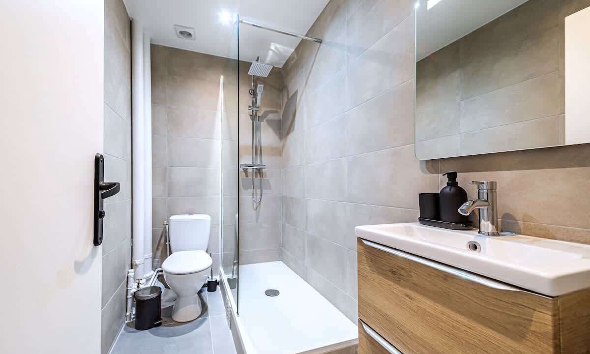 Photo of Bathroom in Issy-les-Moulineaux