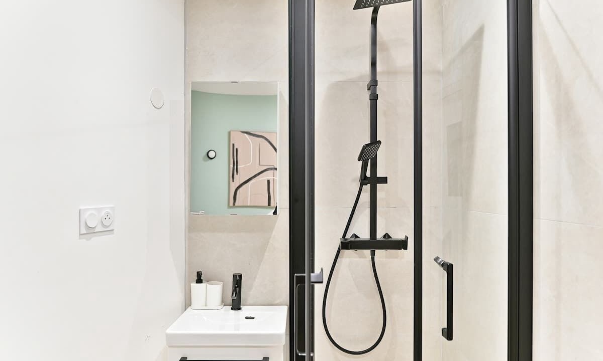 Photo of Bathroom in Quartier de la Plaine-de-Monceaux