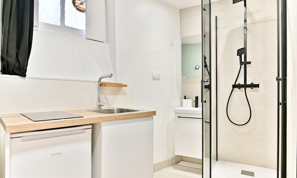 Photo of Bathroom in Quartier de la Plaine-de-Monceaux