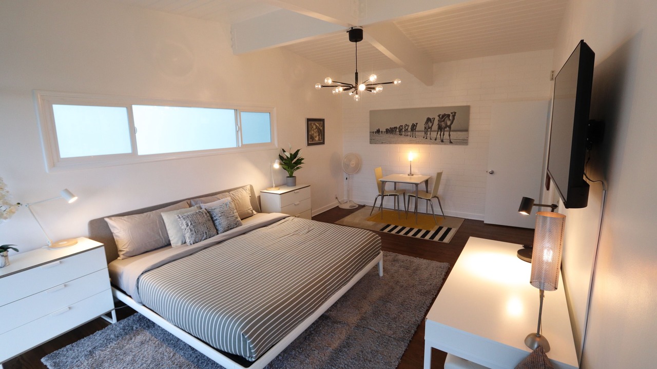 Photo of Bedroom in Hollywoodland
