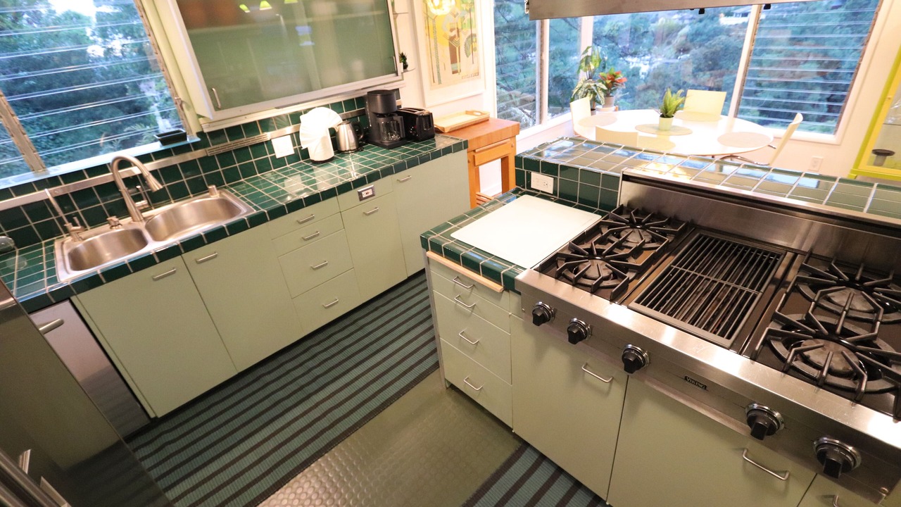 Photo of Kitchen in Hollywoodland