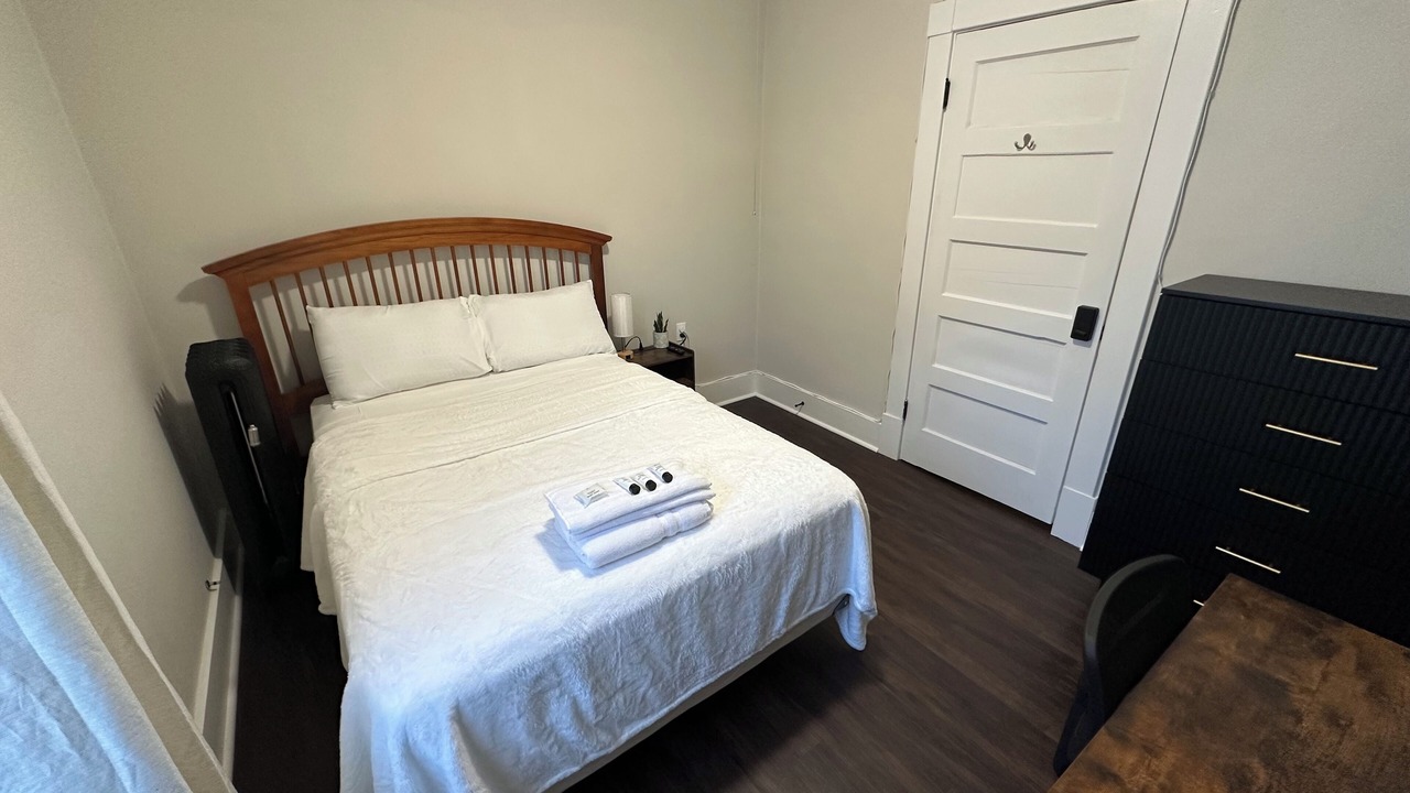 Photo of Bedroom in Pittsfield