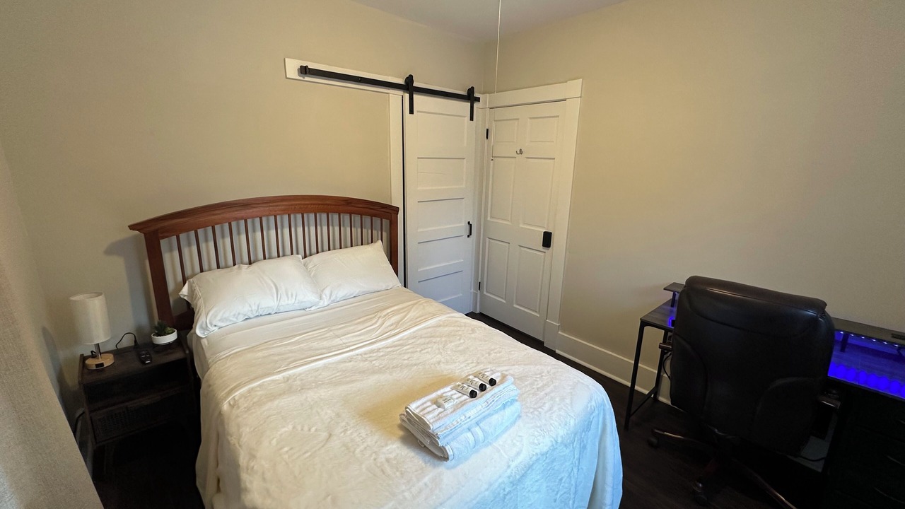Photo of Bedroom in Pittsfield