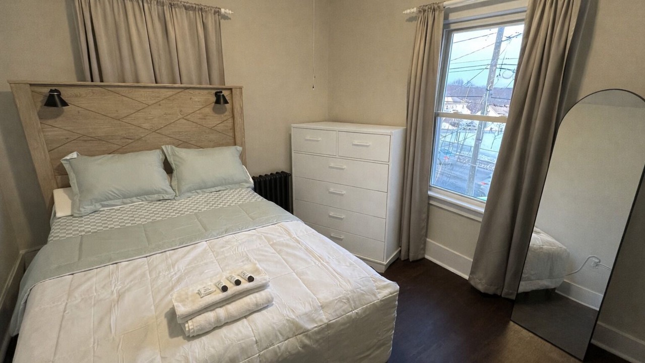 Photo of Bedroom in Pittsfield