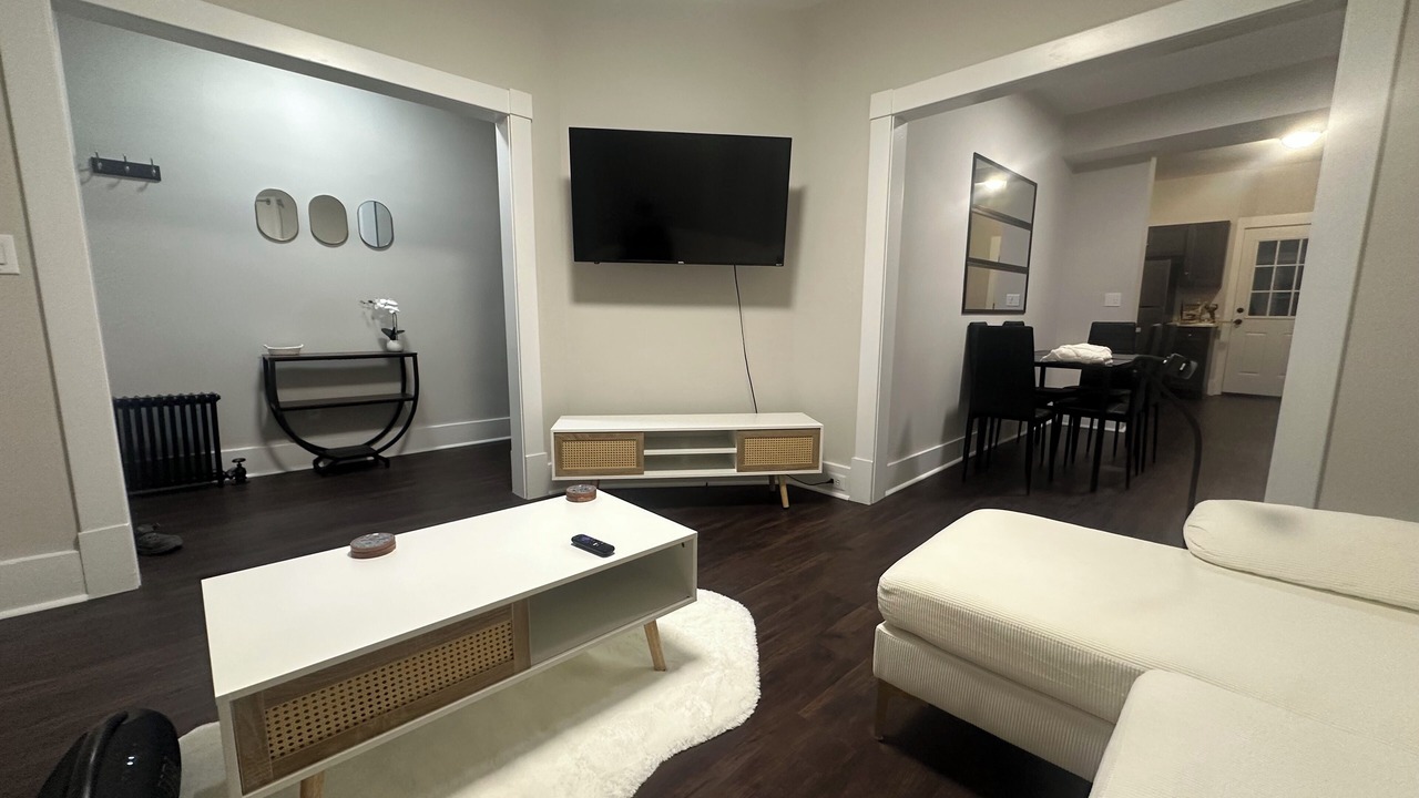 Photo of Livingroom in Pittsfield