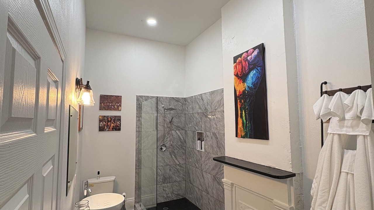 Photo of Bathroom in Mid-City