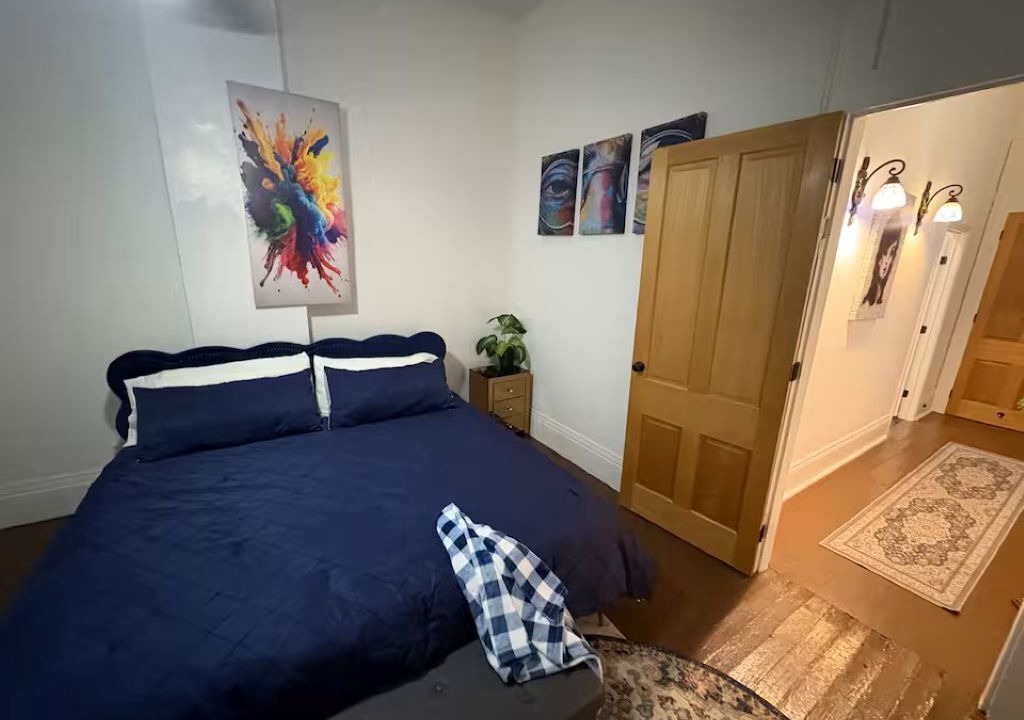 Photo of Bedroom in Mid-City