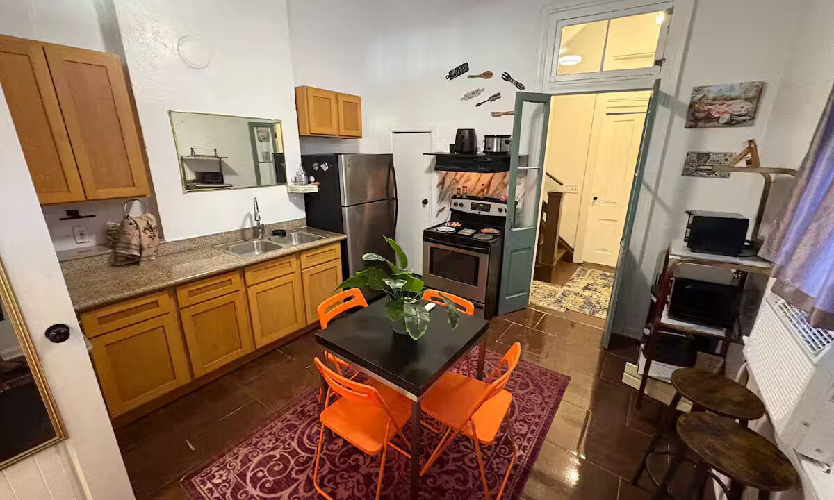 Photo of Kitchen in Mid-City