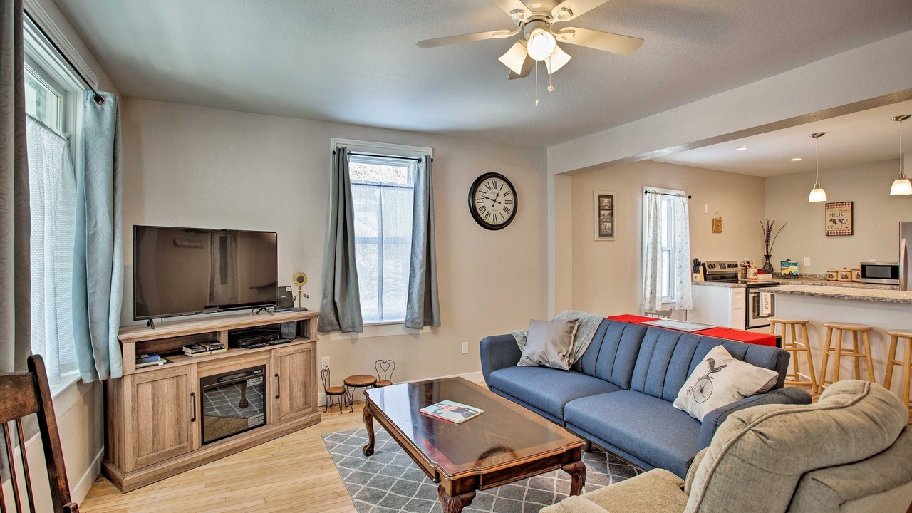 Photo of Livingroom in Menomonie