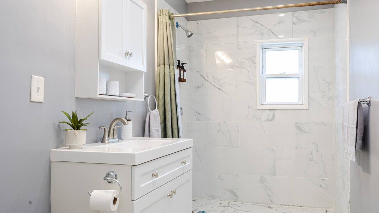 Photo of Bathroom in Washington Park