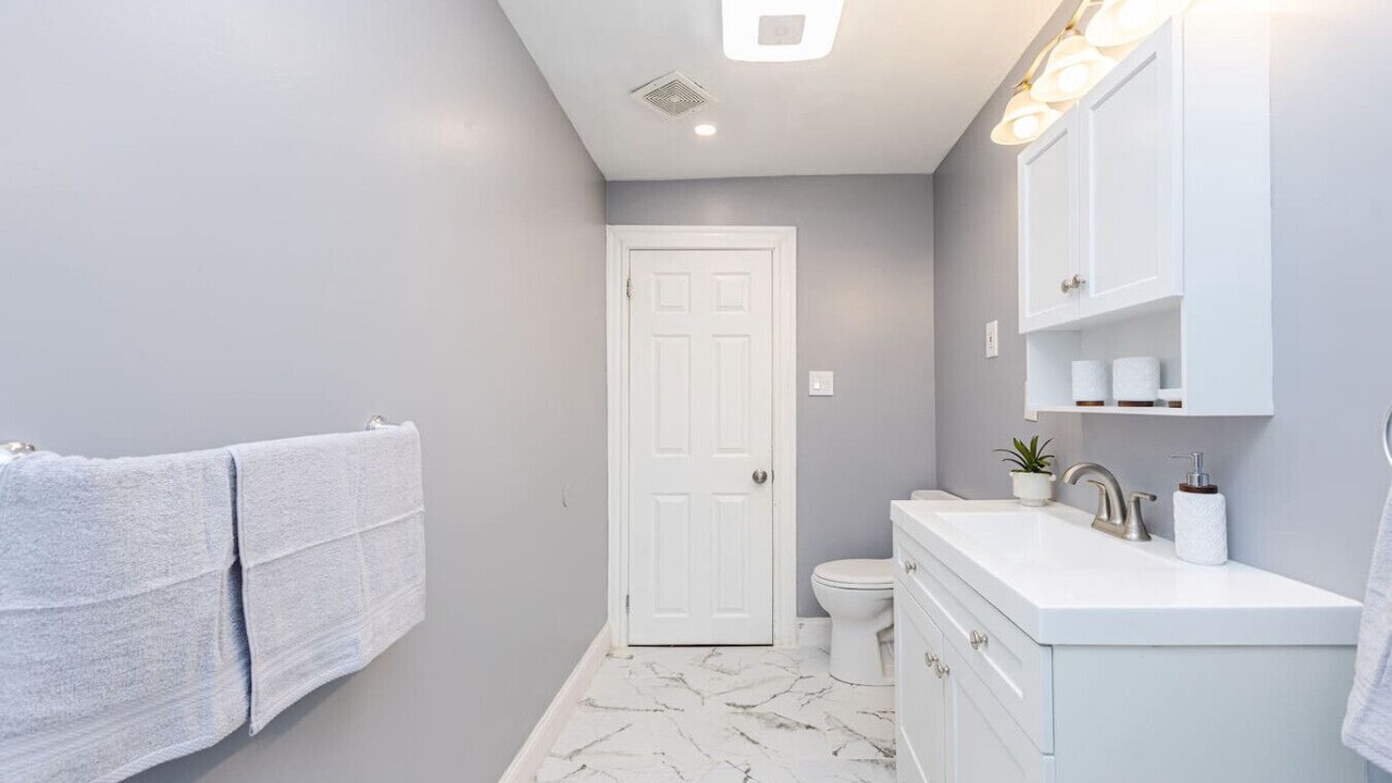 Photo of Bathroom in Washington Park