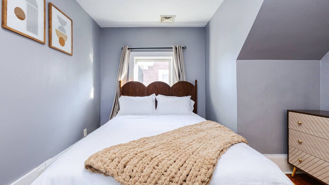 Photo of Bedroom in Washington Park