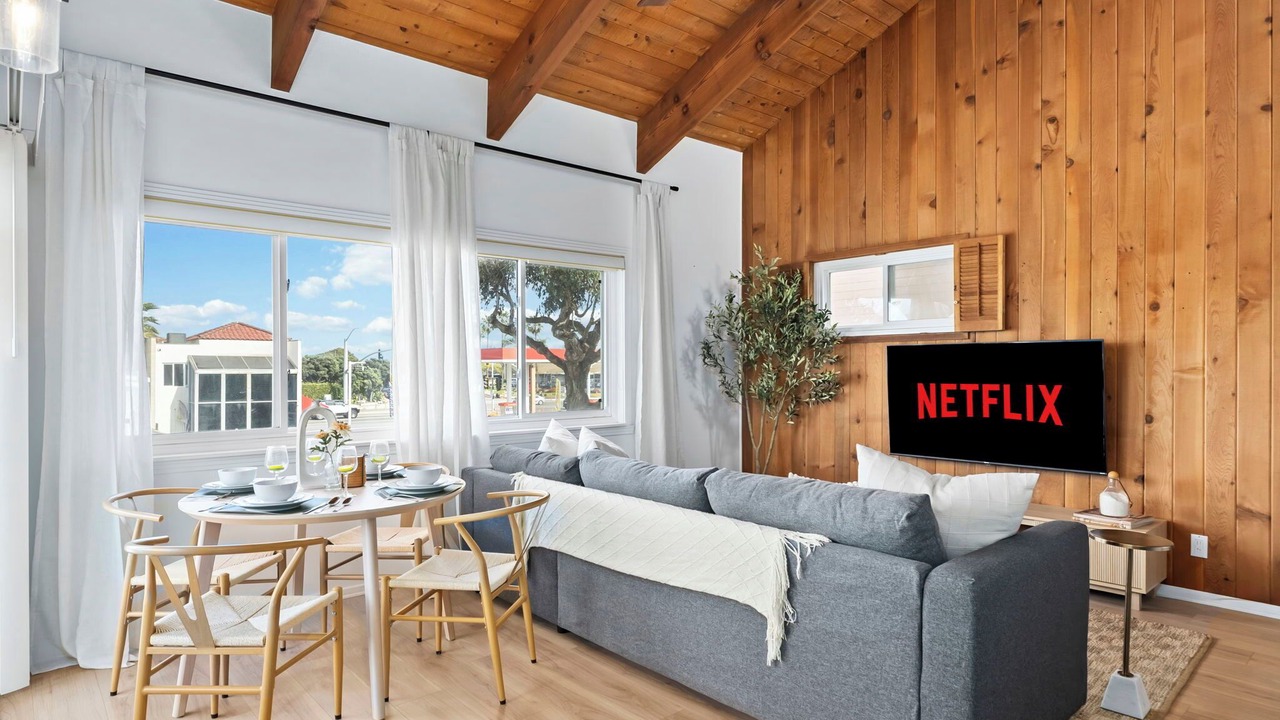 Photo of Livingroom in Huntington Beach