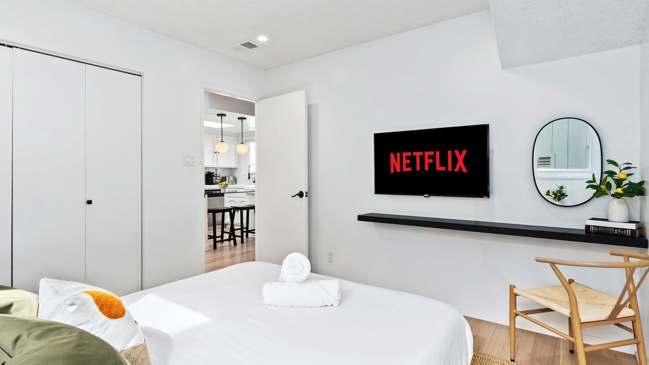 Photo of Bedroom in Huntington Beach