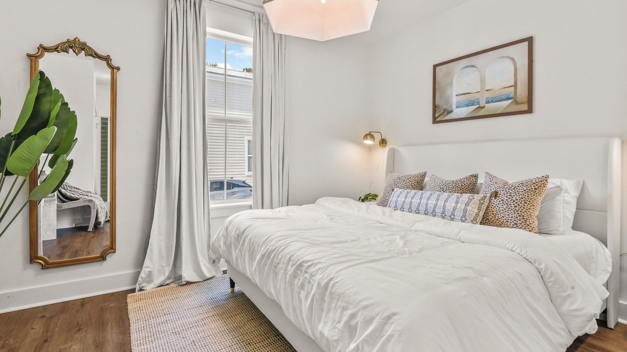 Photo of Bedroom in Ocean Springs