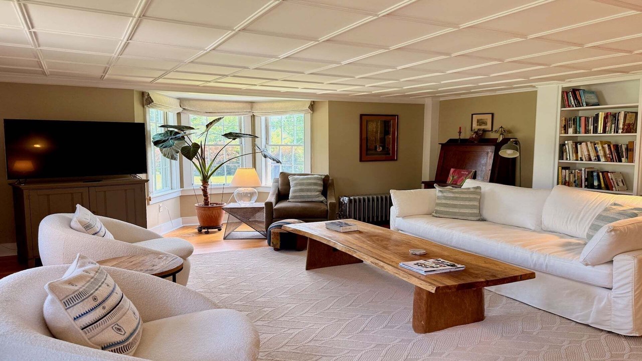 Photo of Bedroom in West Stockbridge