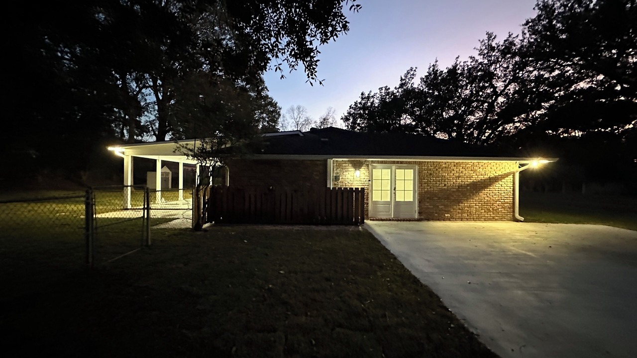 Photo of Outdoor in Highlands - Perkins