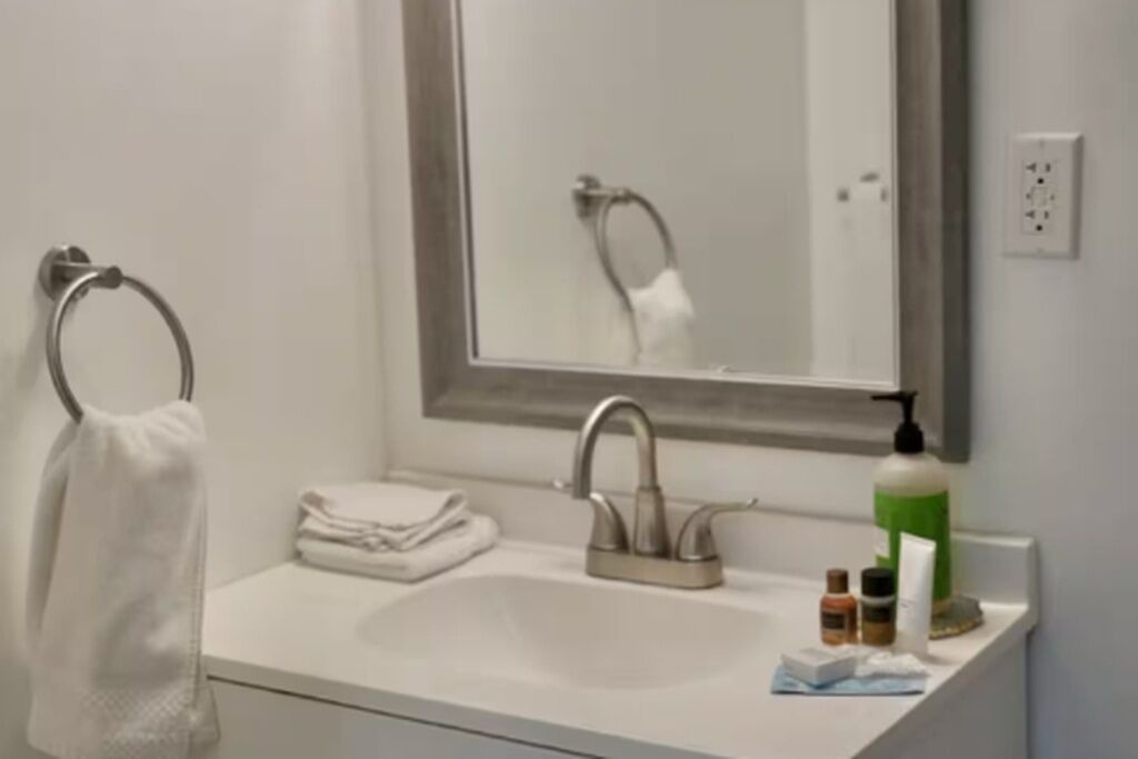 Photo of Bathroom in Anacostia