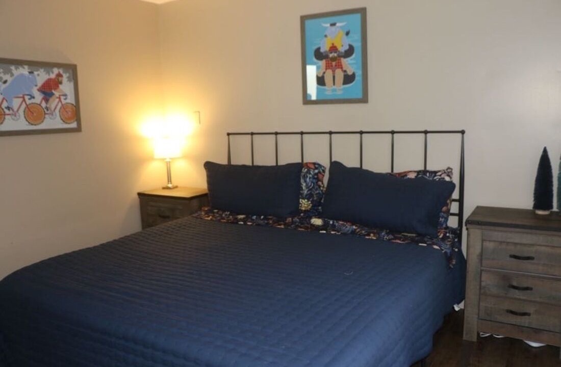 Photo of Bedroom in Chickamaw Beach