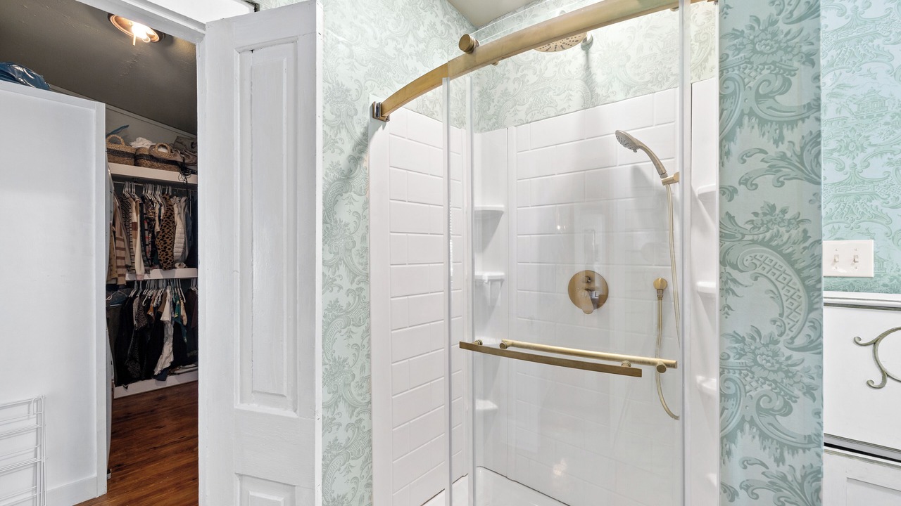 Photo of Bathroom in Leinkauf