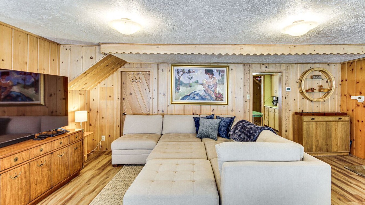 Photo of Bedroom in Brainerd