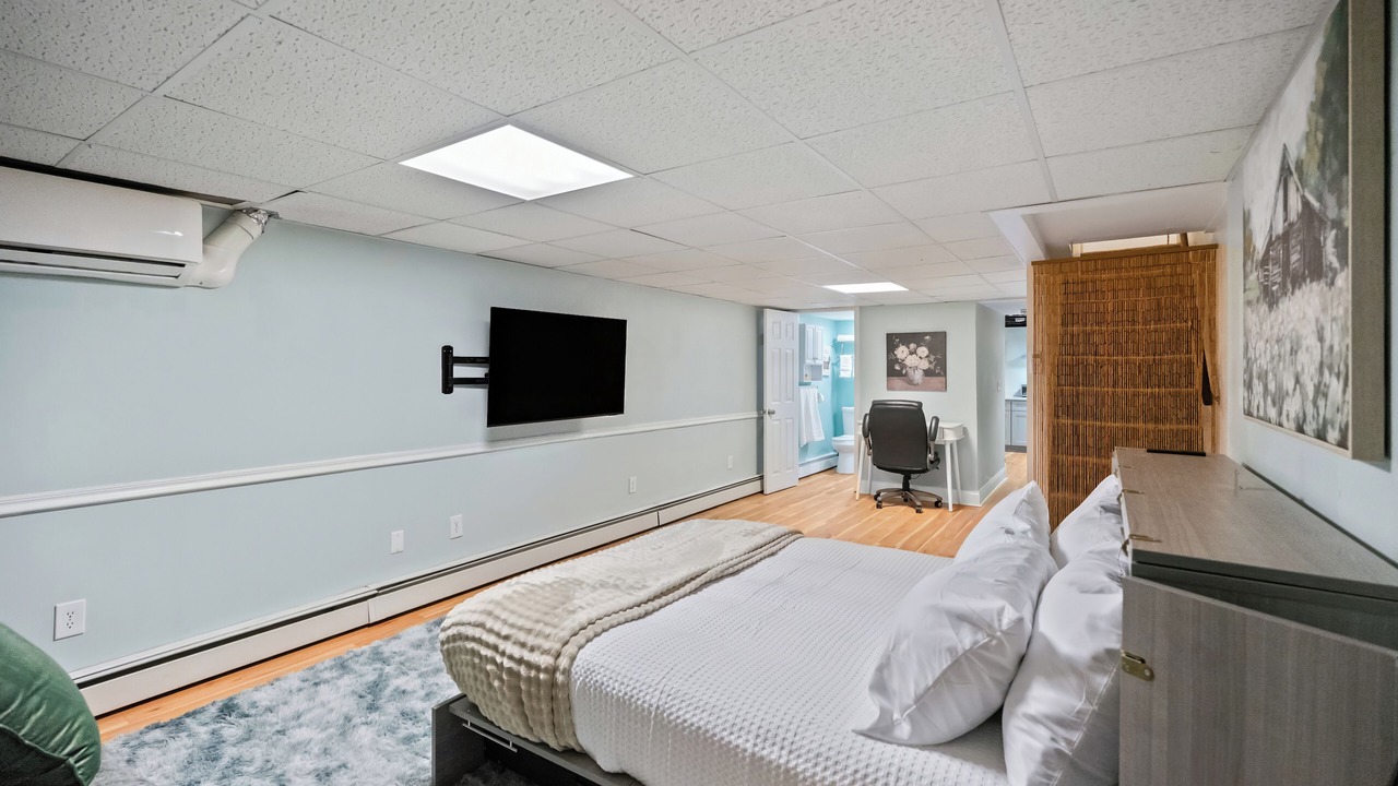 Photo of Bedroom in Downtown Baltimore
