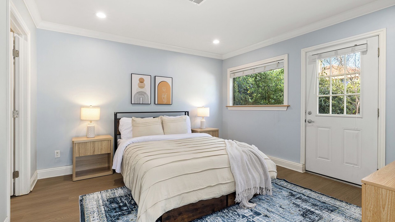 Photo of Bedroom in Woodland Hills