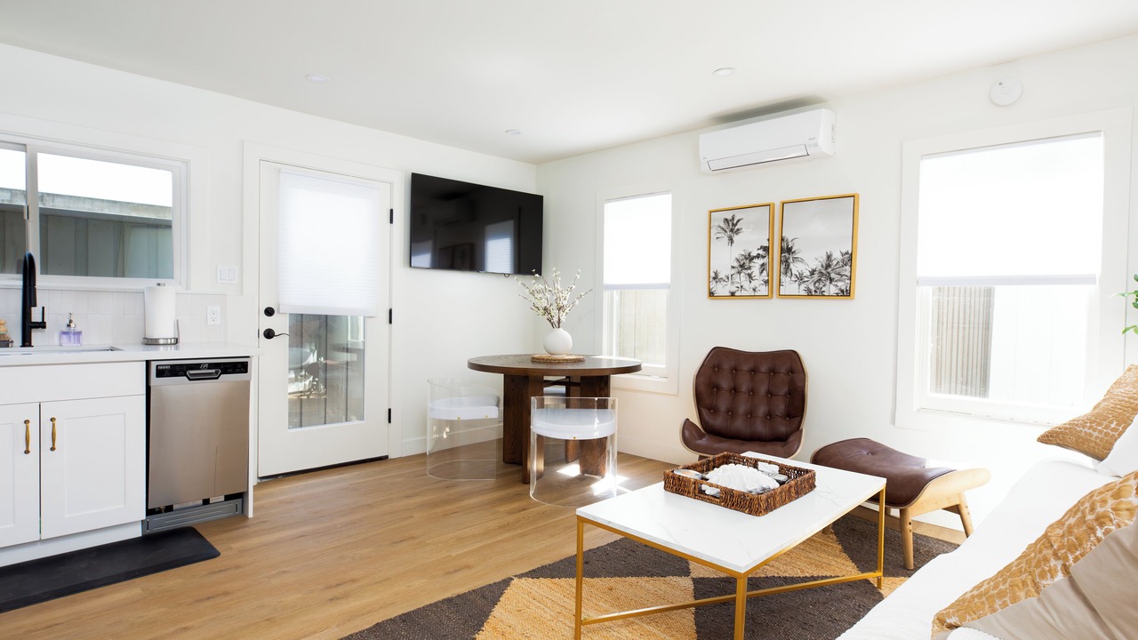 Photo of Livingroom in East Beach