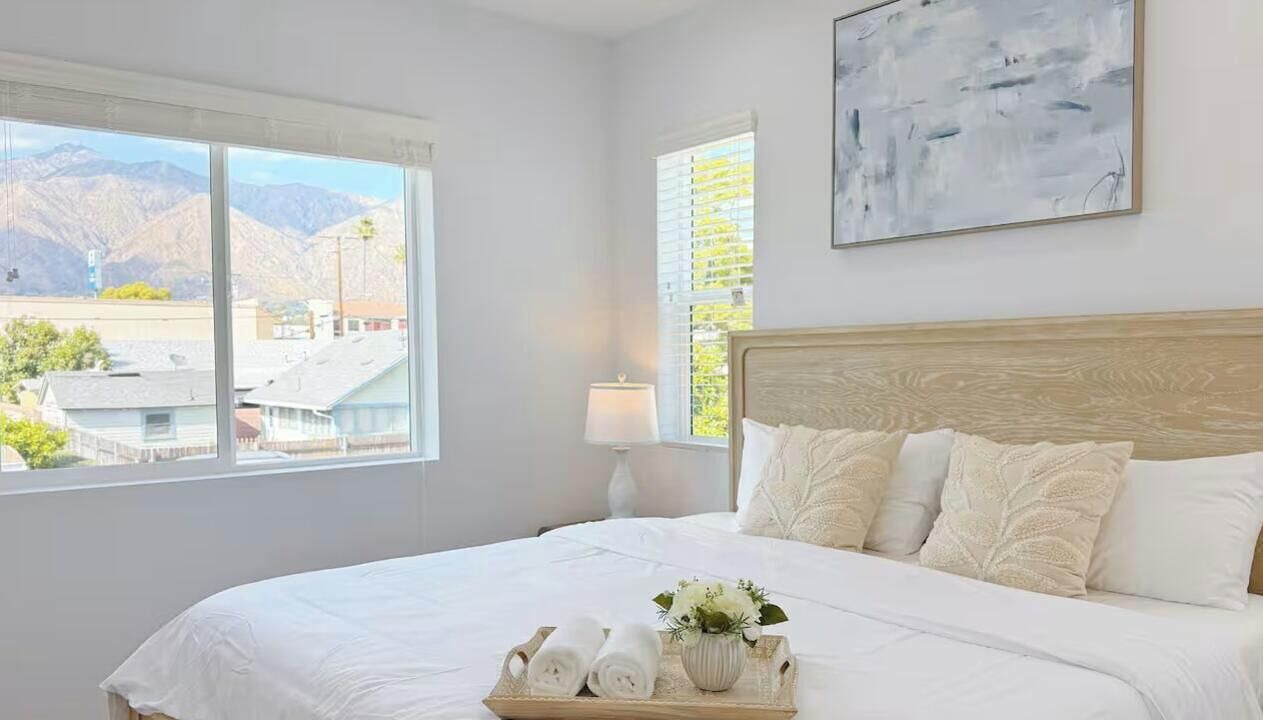 Photo of Bedroom in East Pasadena