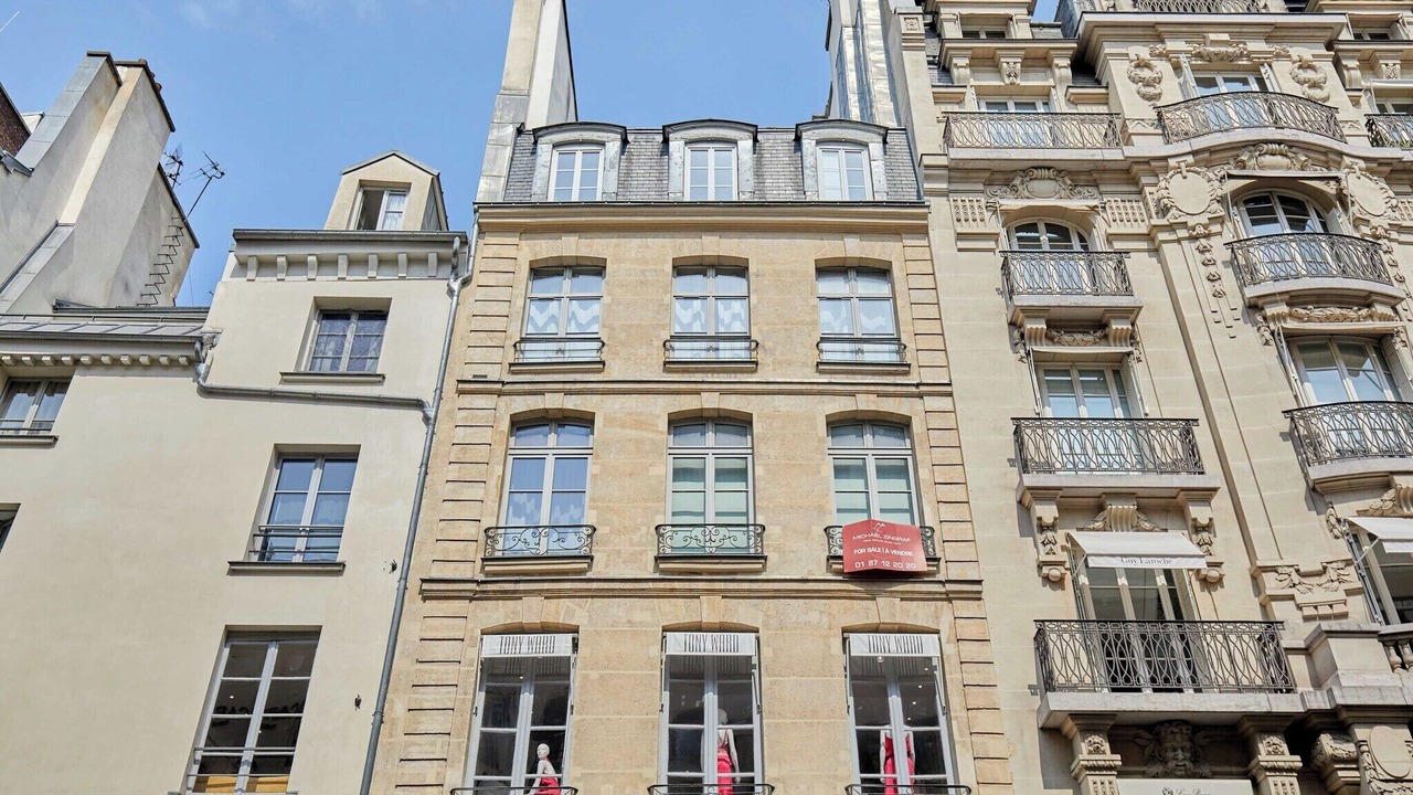 Photo of Others in Madeleine