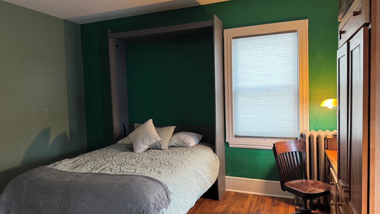 Photo of Bedroom in Somerville
