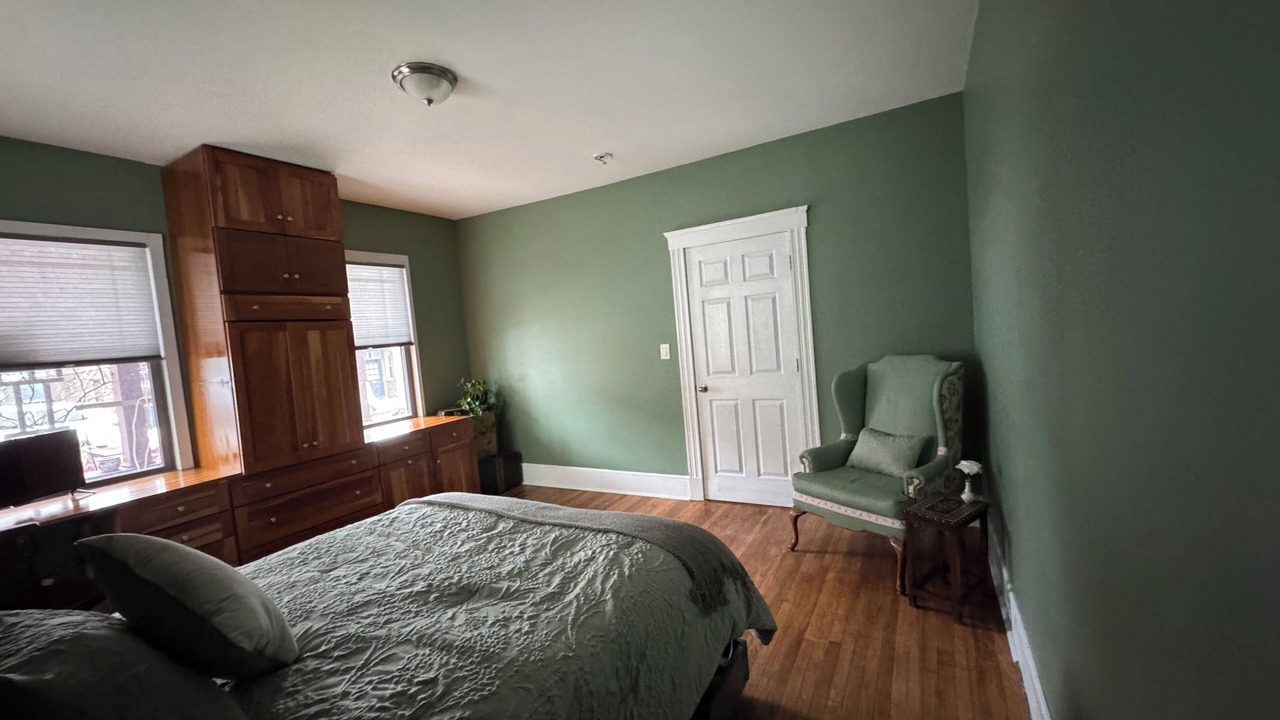 Photo of Bedroom in Somerville