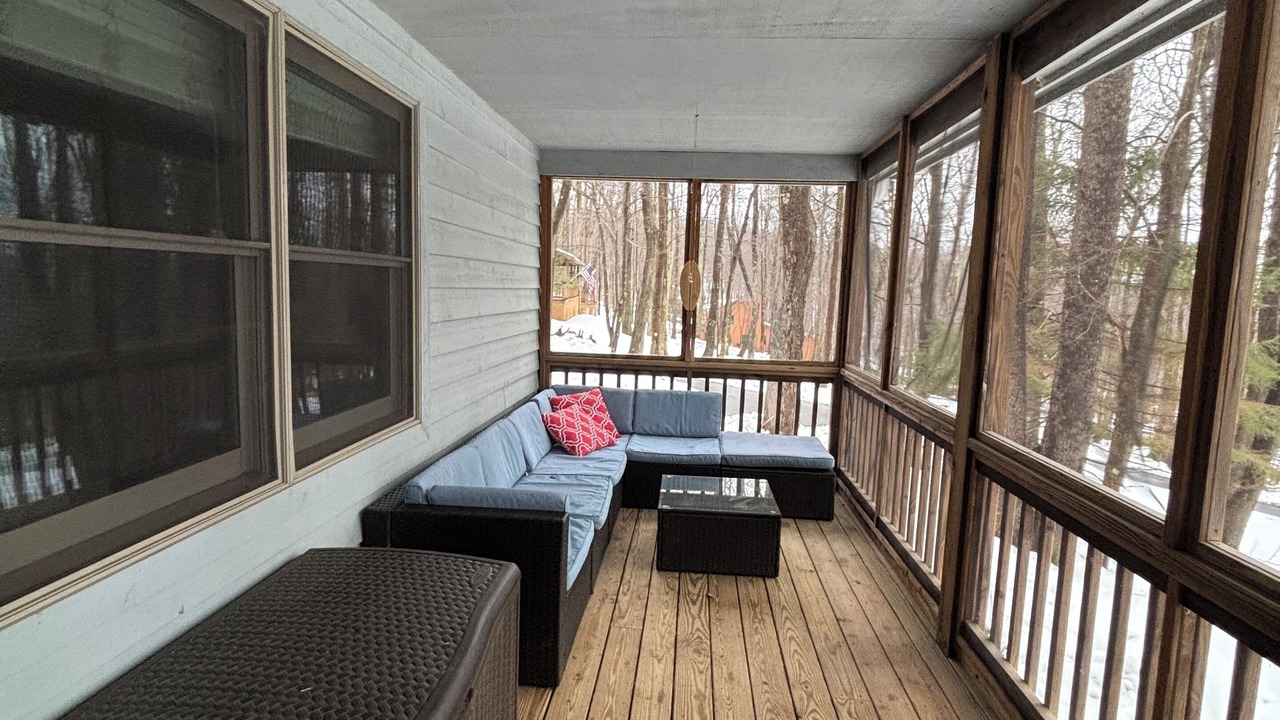 Photo of Livingroom in Mountainside